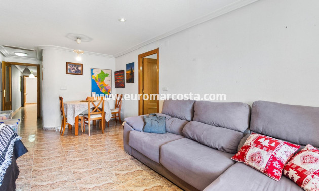 Objekte zum Wiederverkauf - Wohnung - Torrevieja - TORREVIEJA