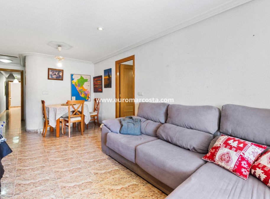 Objekte zum Wiederverkauf - Wohnung - Torrevieja - TORREVIEJA