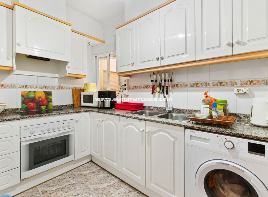 Objekte zum Wiederverkauf - Wohnung - Torrevieja - TORREVIEJA