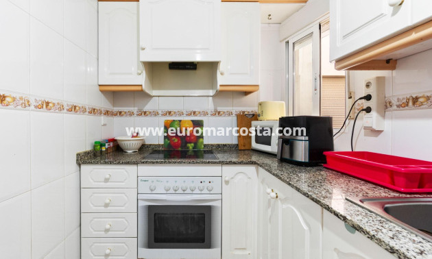 Objekte zum Wiederverkauf - Wohnung - Torrevieja - TORREVIEJA