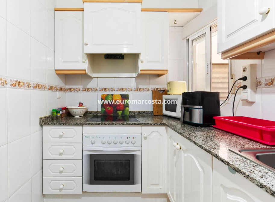 Objekte zum Wiederverkauf - Wohnung - Torrevieja - TORREVIEJA