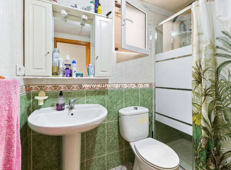 Objekte zum Wiederverkauf - Wohnung - Torrevieja - TORREVIEJA