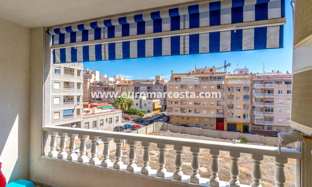 Objekte zum Wiederverkauf - Wohnung - Torrevieja - TORREVIEJA