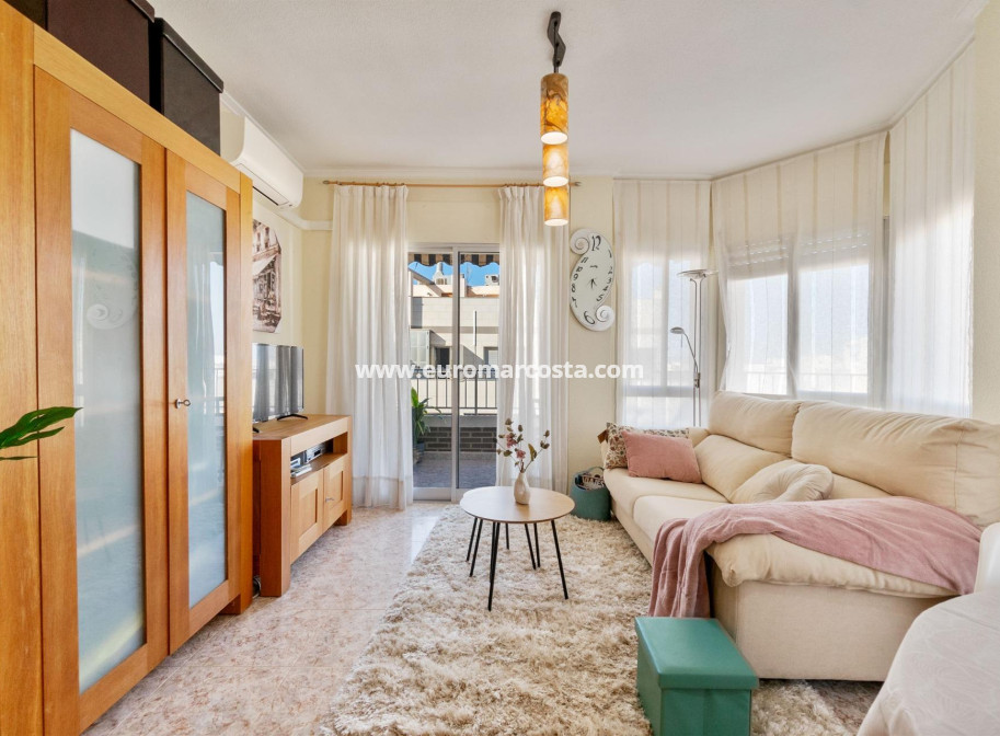 Sale - Apartment / flat - Torrevieja - TORREVIEJA