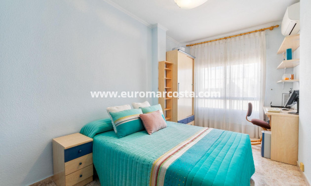 Sale - Apartment / flat - Torrevieja - TORREVIEJA