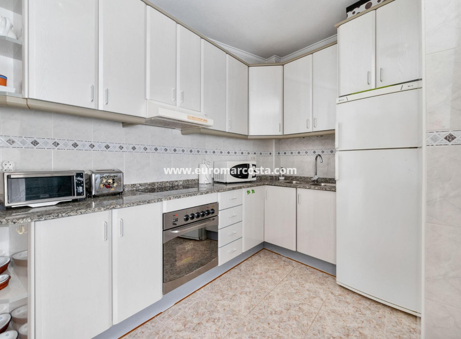 Sale - Apartment / flat - Torrevieja - TORREVIEJA