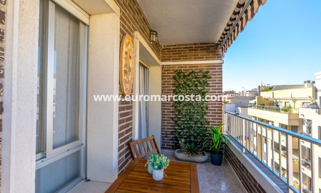 Sale - Apartment / flat - Torrevieja - TORREVIEJA