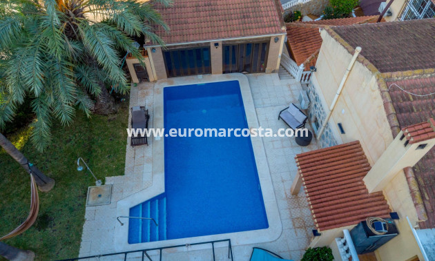 Venta - Villa - Torrevieja - TORREVIEJA