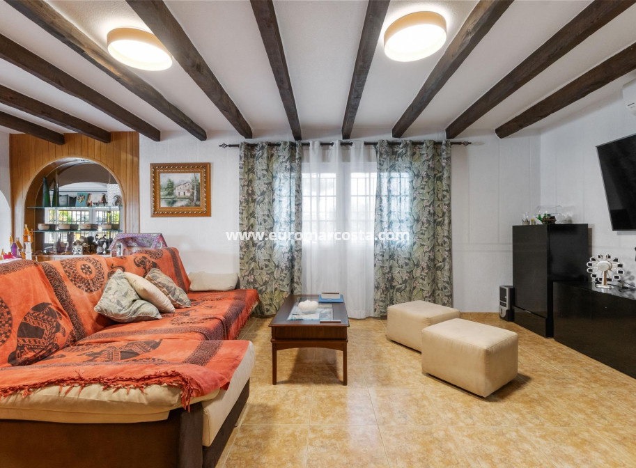 Venta - Villa - Torrevieja - TORREVIEJA