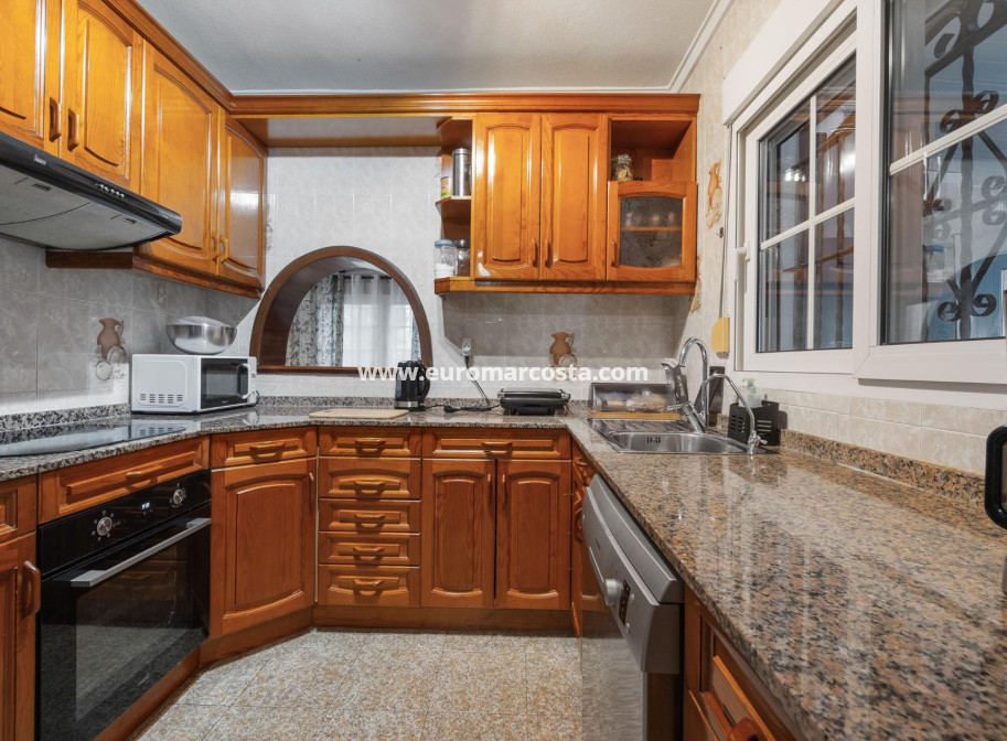 Venta - Villa - Torrevieja - TORREVIEJA