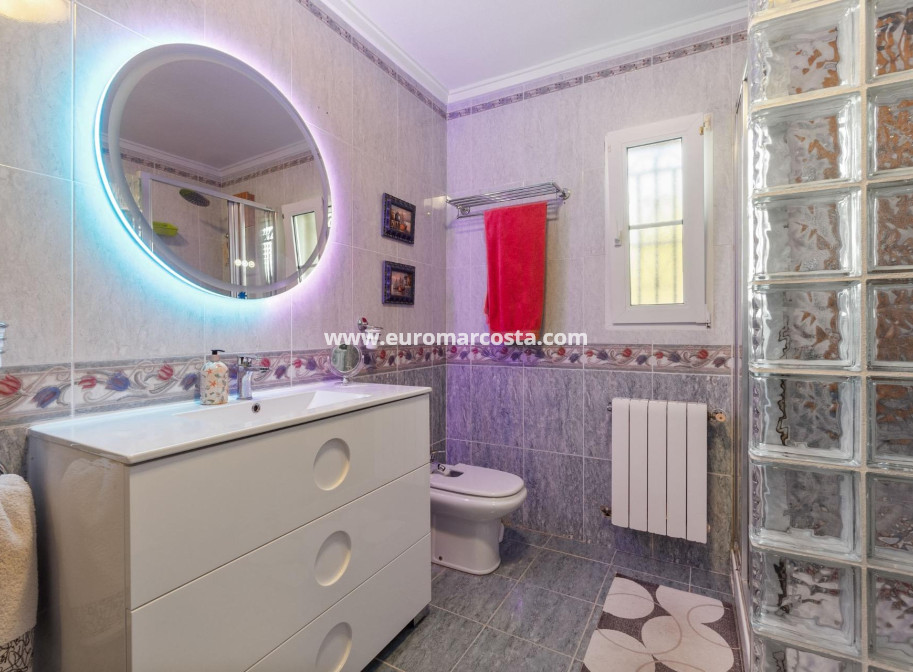 Venta - Villa - Torrevieja - TORREVIEJA