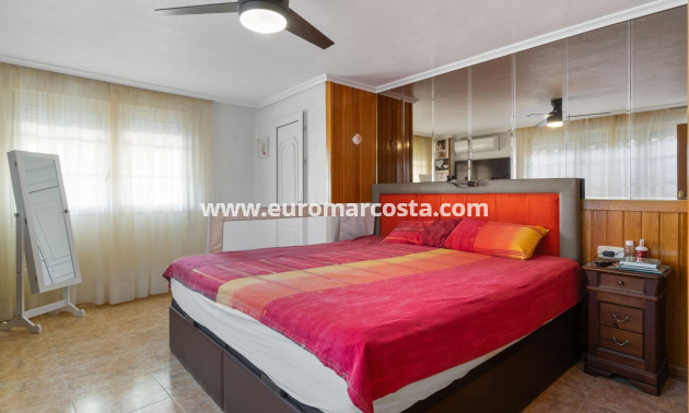 Venta - Villa - Torrevieja - TORREVIEJA