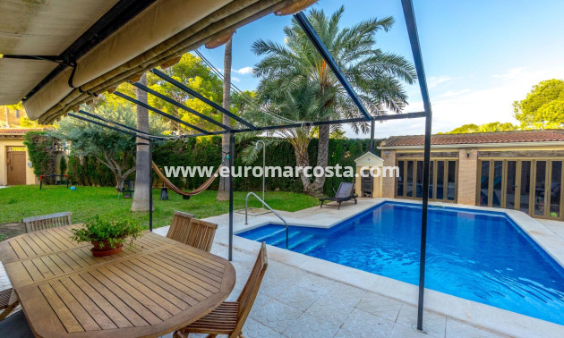 Venta - Villa - Torrevieja - TORREVIEJA