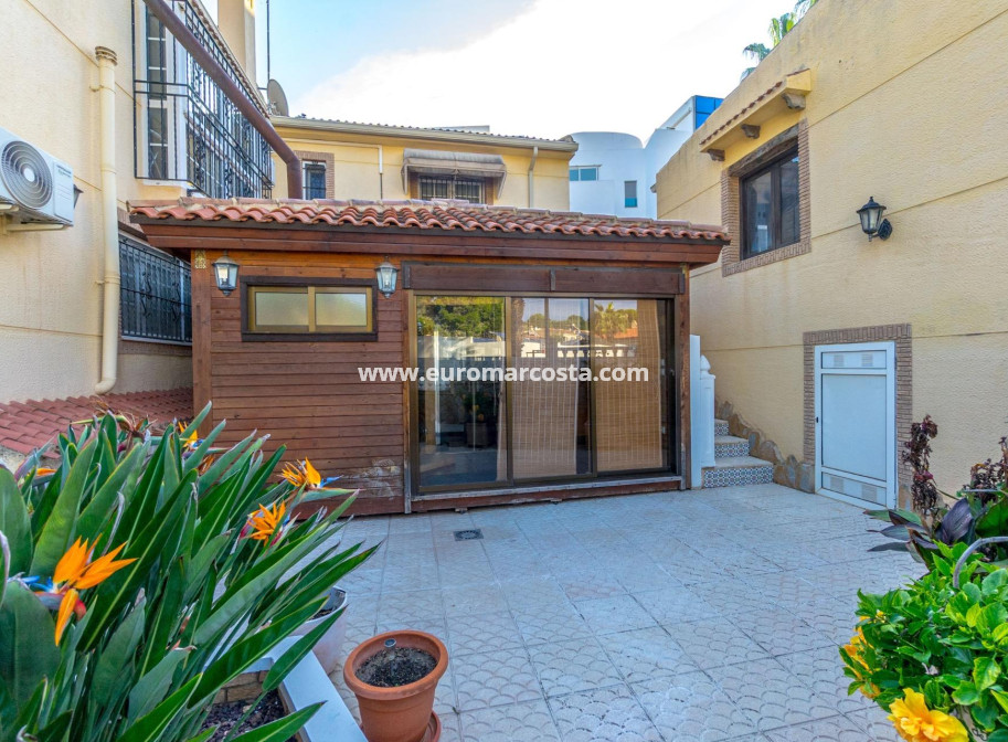 Venta - Villa - Torrevieja - TORREVIEJA