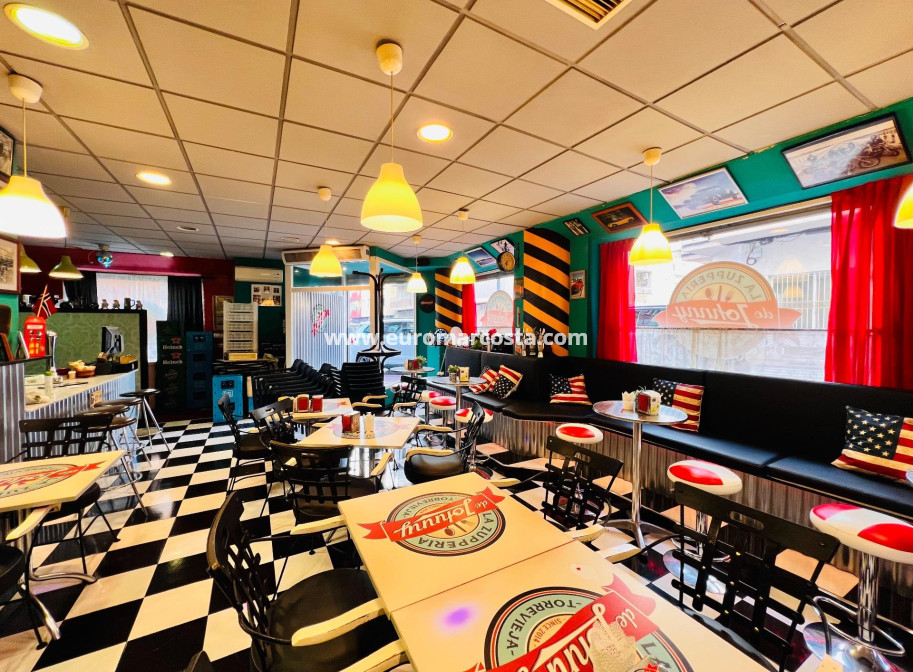 Objekte zum Wiederverkauf - Kommerziell - Torrevieja - TORREVIEJA