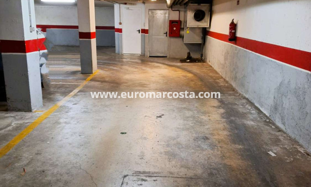 Objekte zum Wiederverkauf - Garage - Torrevieja - TORREVIEJA