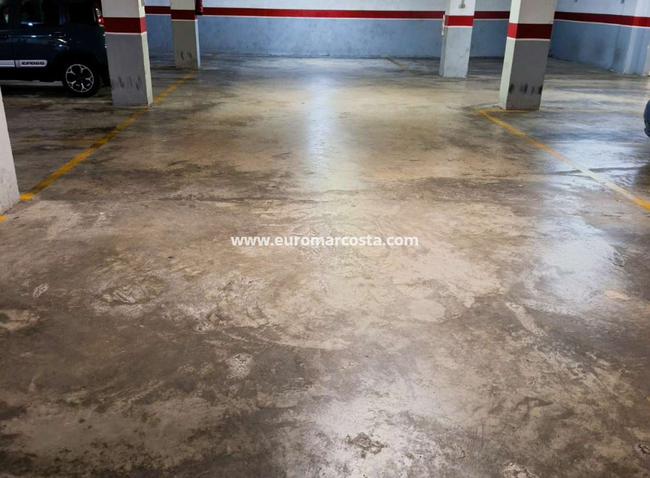 Objekte zum Wiederverkauf - Garage - Torrevieja - TORREVIEJA