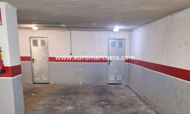 Objekte zum Wiederverkauf - Garage - Torrevieja - TORREVIEJA