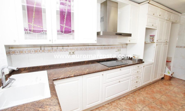 Objekte zum Wiederverkauf - Wohnung - Torrevieja - TORREVIEJA