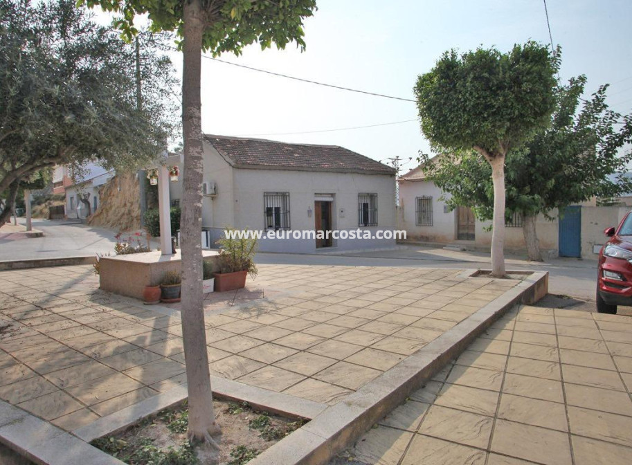 Objekte zum Wiederverkauf - Casa - Orihuela