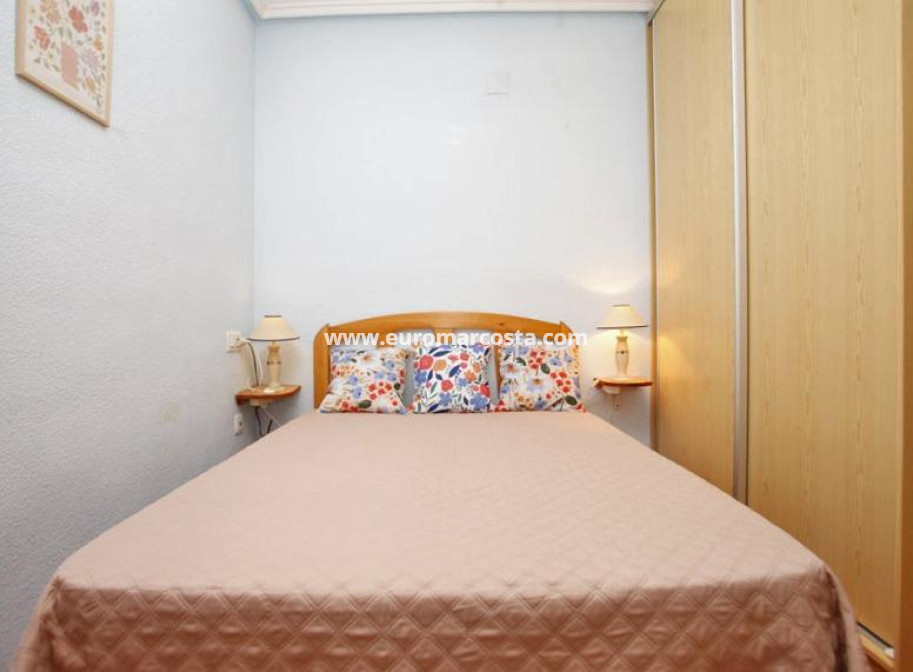 Venta - Apartamento / piso - Torrevieja - TORREVIEJA