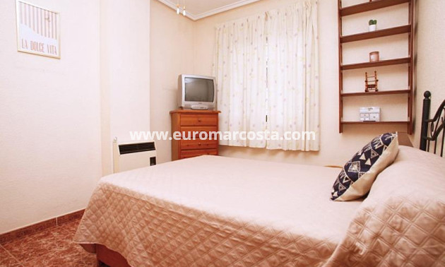 Venta - Apartamento / piso - Torrevieja - TORREVIEJA