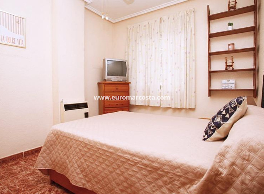 Venta - Apartamento / piso - Torrevieja - TORREVIEJA