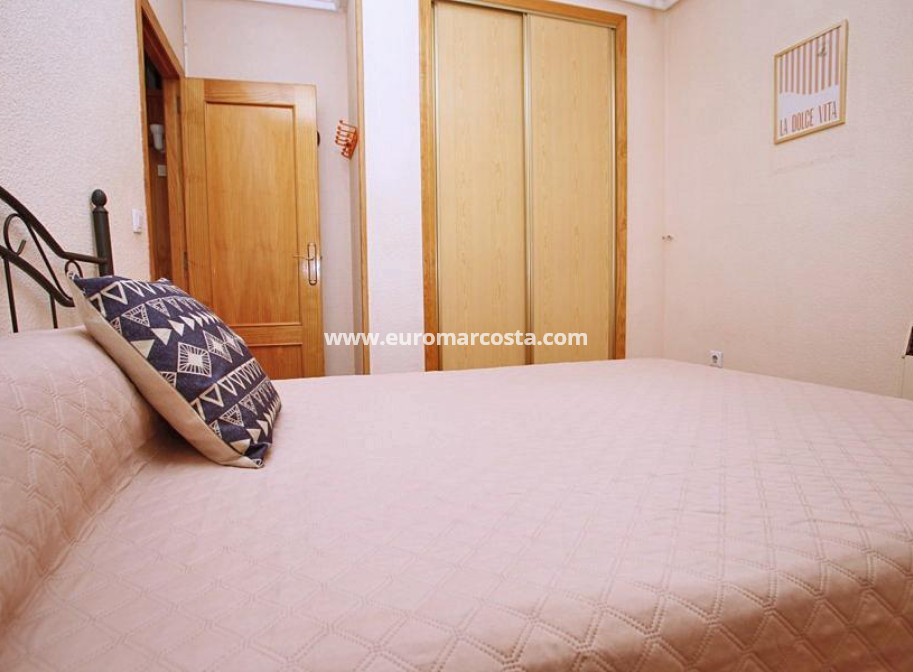 Venta - Apartamento / piso - Torrevieja - TORREVIEJA