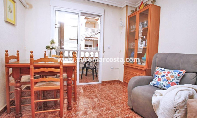 Venta - Apartamento / piso - Torrevieja - TORREVIEJA