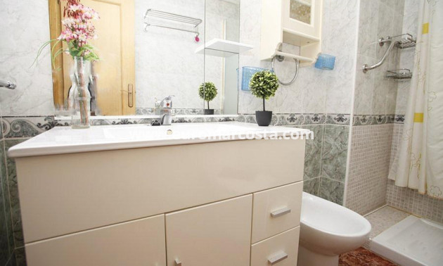 Venta - Apartamento / piso - Torrevieja - TORREVIEJA