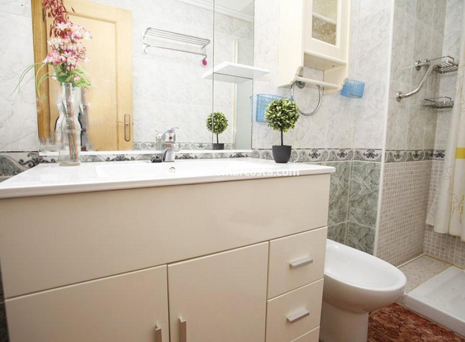 Venta - Apartamento / piso - Torrevieja - TORREVIEJA