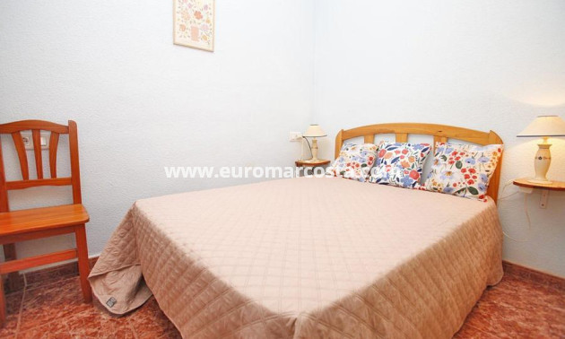 Venta - Apartamento / piso - Torrevieja - TORREVIEJA
