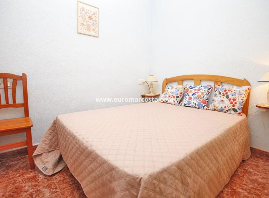 Venta - Apartamento / piso - Torrevieja - TORREVIEJA