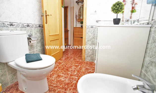 Venta - Apartamento / piso - Torrevieja - TORREVIEJA