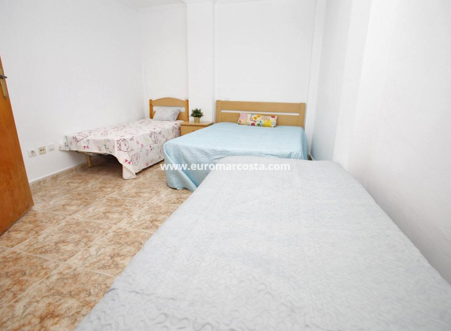Objekte zum Wiederverkauf - Wohnung - Torrevieja - TORREVIEJA