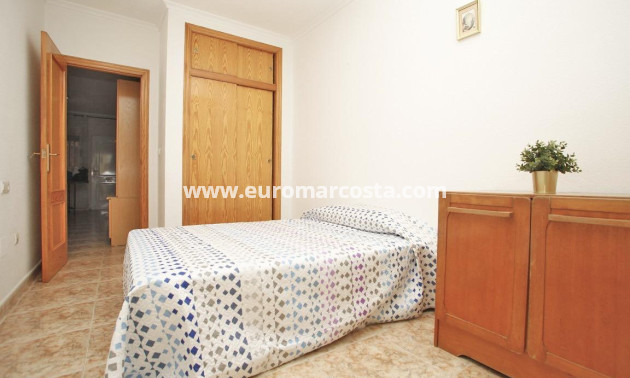 Objekte zum Wiederverkauf - Wohnung - Torrevieja - TORREVIEJA