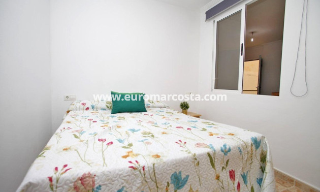 Objekte zum Wiederverkauf - Wohnung - Torrevieja - TORREVIEJA