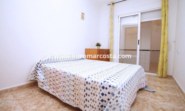 Objekte zum Wiederverkauf - Wohnung - Torrevieja - TORREVIEJA