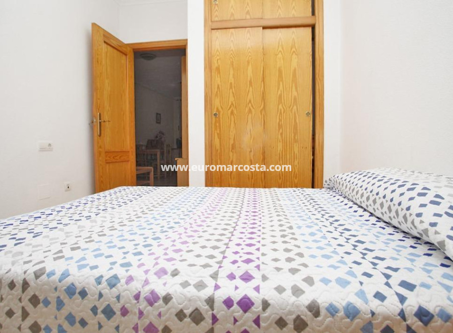 Objekte zum Wiederverkauf - Wohnung - Torrevieja - TORREVIEJA