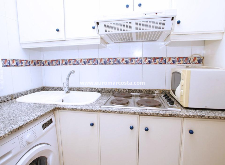 Objekte zum Wiederverkauf - Wohnung - Torrevieja - TORREVIEJA