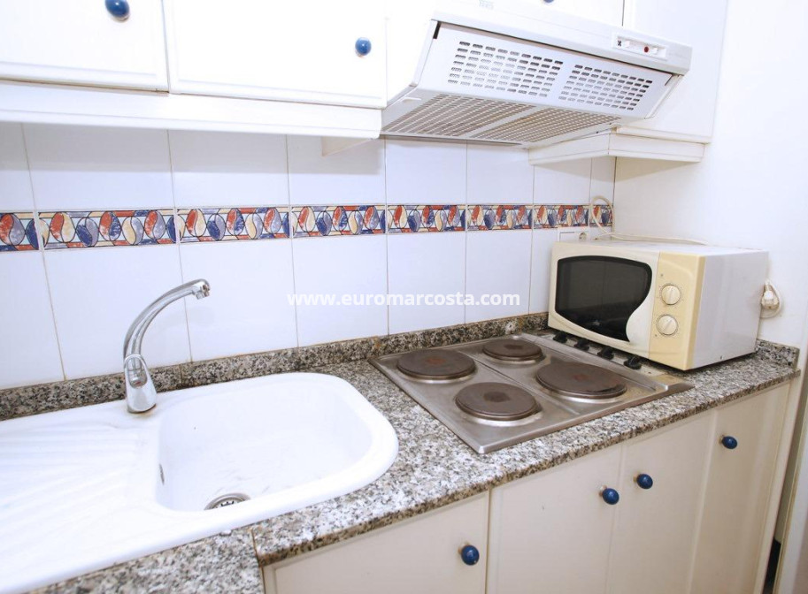 Objekte zum Wiederverkauf - Wohnung - Torrevieja - TORREVIEJA