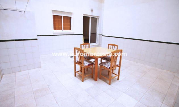 Objekte zum Wiederverkauf - Wohnung - Torrevieja - TORREVIEJA