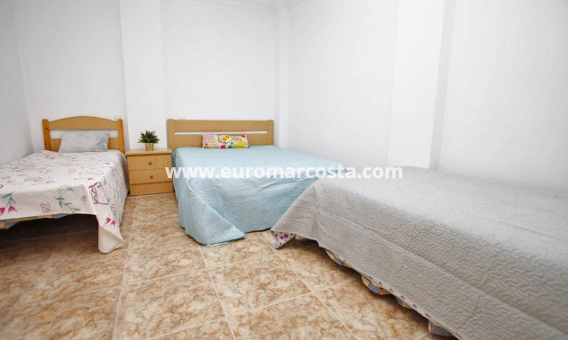 Objekte zum Wiederverkauf - Wohnung - Torrevieja - TORREVIEJA