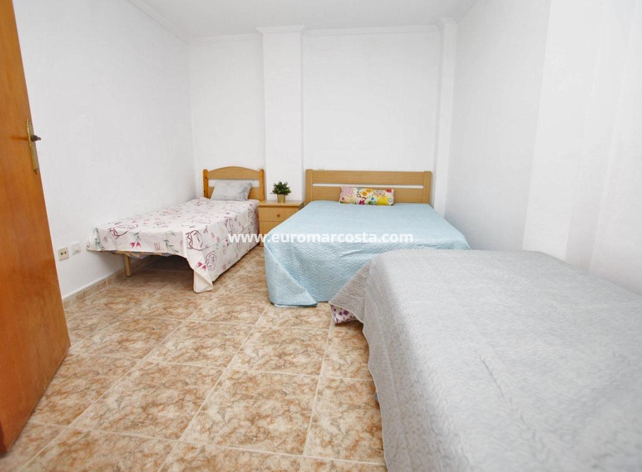 Objekte zum Wiederverkauf - Wohnung - Torrevieja - TORREVIEJA