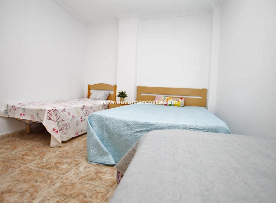 Objekte zum Wiederverkauf - Wohnung - Torrevieja - TORREVIEJA