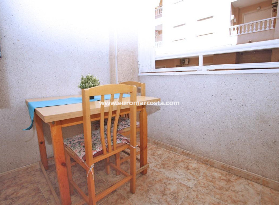 Objekte zum Wiederverkauf - Wohnung - Torrevieja - TORREVIEJA