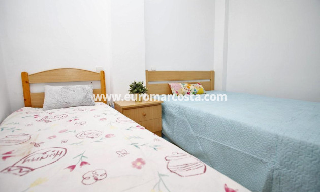 Objekte zum Wiederverkauf - Wohnung - Torrevieja - TORREVIEJA