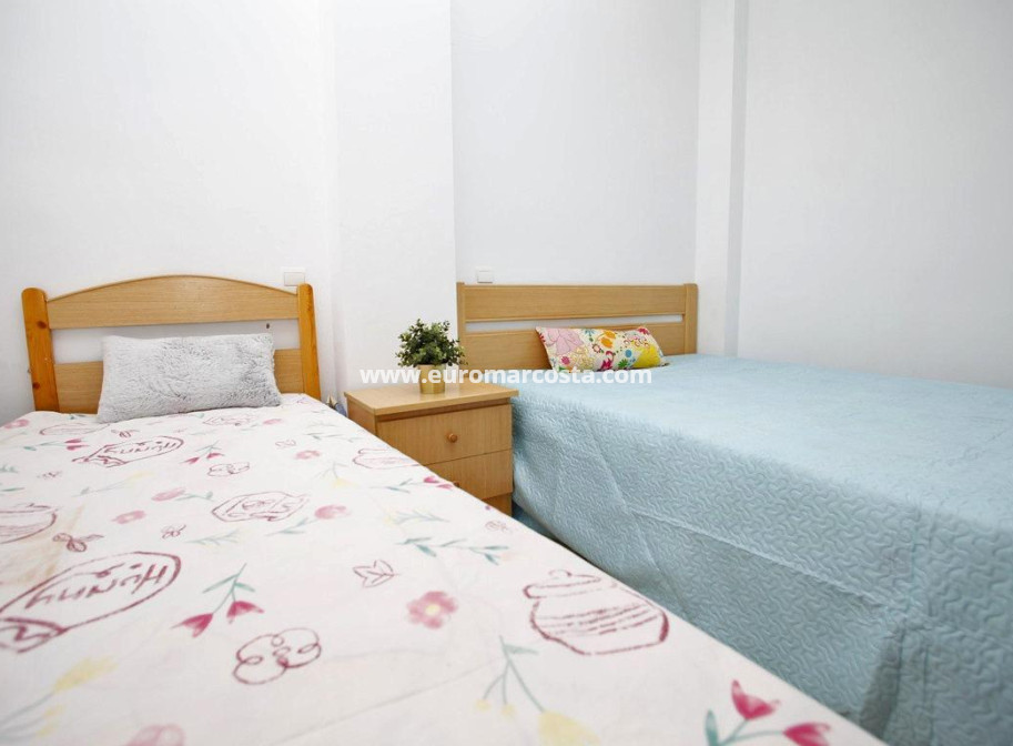Objekte zum Wiederverkauf - Wohnung - Torrevieja - TORREVIEJA