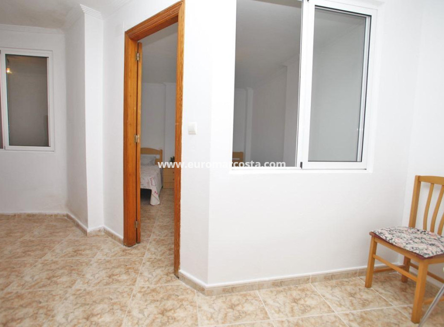 Objekte zum Wiederverkauf - Wohnung - Torrevieja - TORREVIEJA