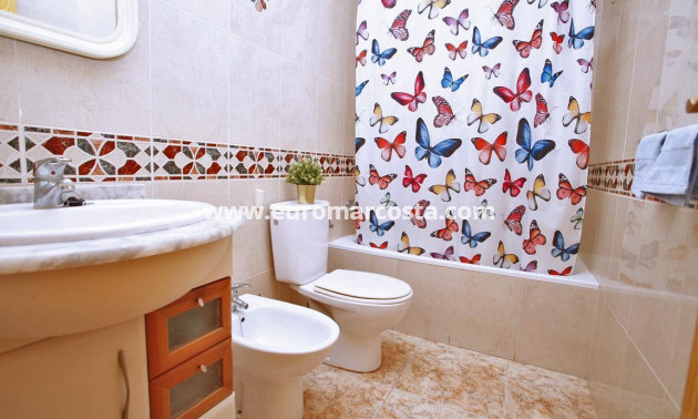 Objekte zum Wiederverkauf - Wohnung - Torrevieja - TORREVIEJA